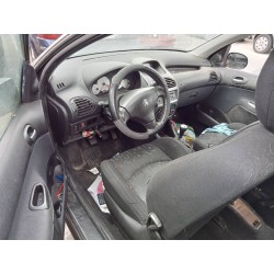 peugeot 206 berlina del año 2004