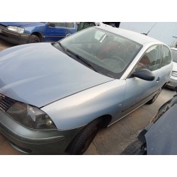 seat ibiza (6l1) del año 2004