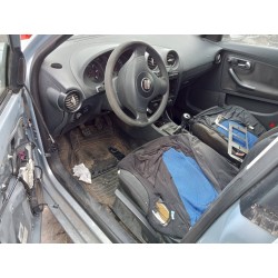 seat ibiza (6l1) del año 2006