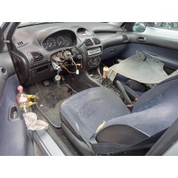 peugeot 206 berlina del año 1999