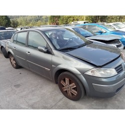 renault megane ii classic berlina del año 2004