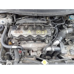 nissan primera berlina (p12) del año 2003