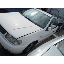 volkswagen polo berlina (6n1) del año 1997