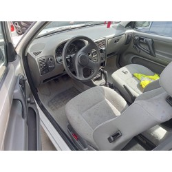 volkswagen polo berlina (6n1) del año 1997