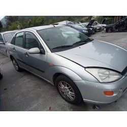 ford focus berlina (cak) del año 1999