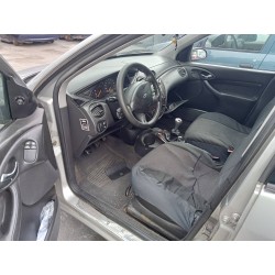 ford focus berlina (cak) del año 1999