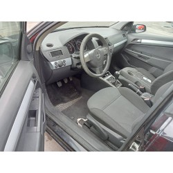 opel astra h berlina del año 2005