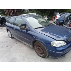 opel astra g berlina del año 2004