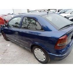 opel astra g berlina del año 2004