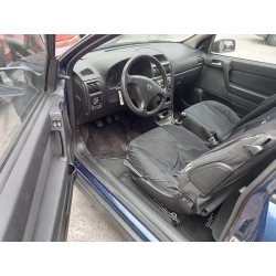 opel astra g berlina del año 2004