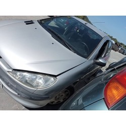 peugeot 206 berlina del año 2004