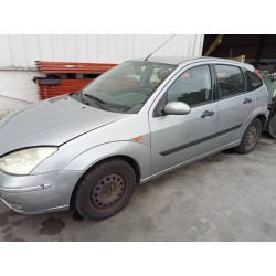 ford focus berlina (cak) del año 2004