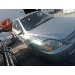 kia rio del año 2002