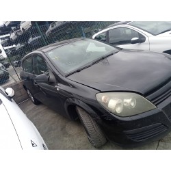 opel astra h berlina del año 2004
