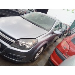 opel astra h berlina del año 2005