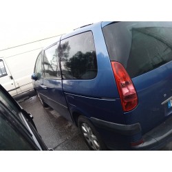 peugeot 807 del año 2003