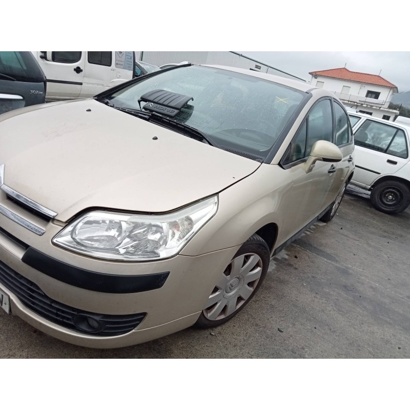 citroen c4 berlina del año 2005