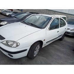 renault megane i fase 2 berlina (ba0) del año 2001