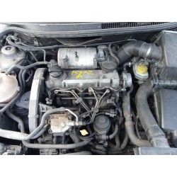 seat ibiza (6l1) del año 2002
