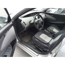nissan primera berlina (p12) del año 2002