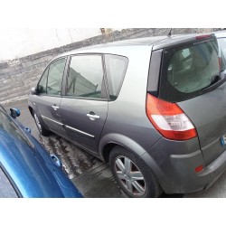 renault scenic ii del año 2004