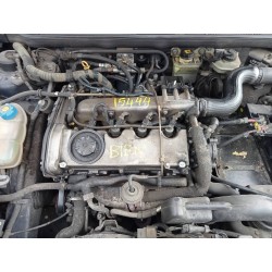 lancia lybra berlina del año 2000