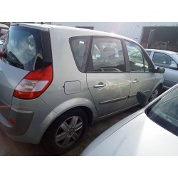 renault scenic ii del año 2004