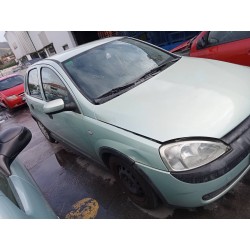 opel corsa c del año 2002