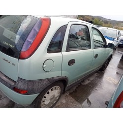 opel corsa c del año 2002