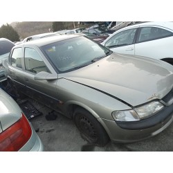 opel vectra b berlina del año 1998