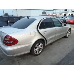 mercedes clase e (w211) berlina del año 2002