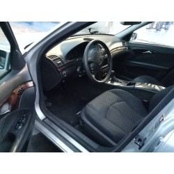 mercedes clase e (w211) berlina del año 2002