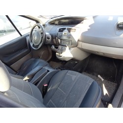 renault scenic ii del año 2006