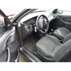 ford focus berlina (cak) del año 2003