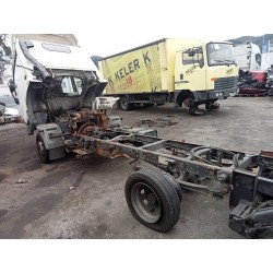 nissan cabstar del año 2001