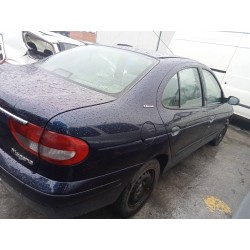 renault megane i fase 2 classic (la..) del año 2000