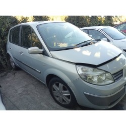 renault scenic ii del año 2004