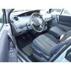 renault scenic ii del año 2004