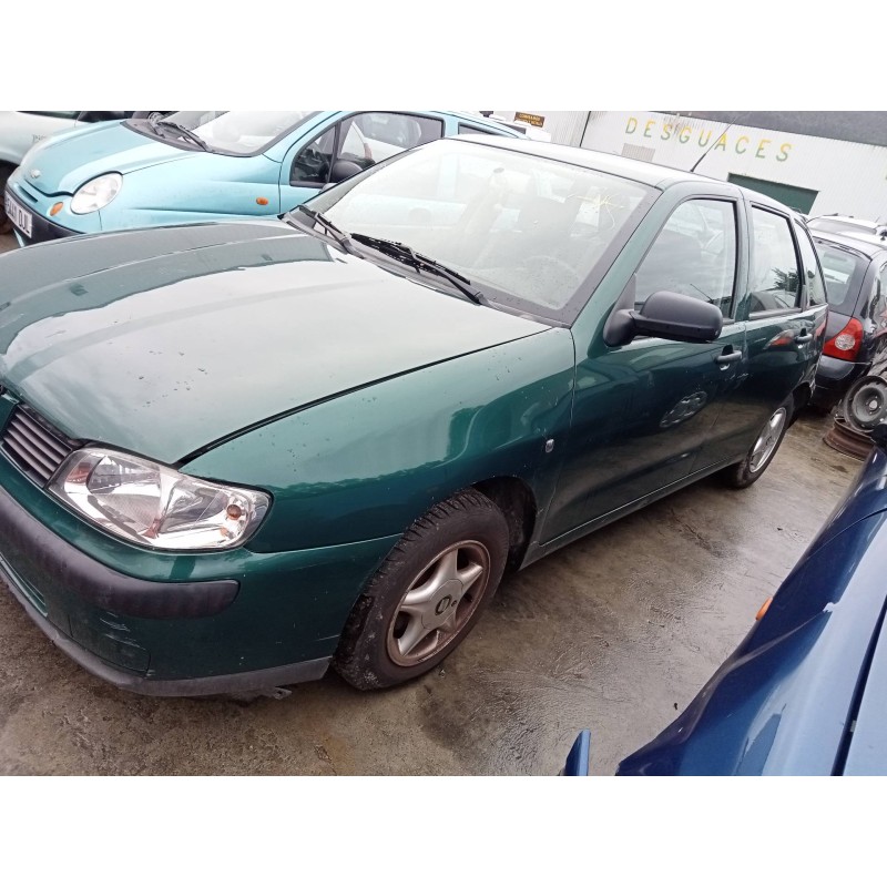 seat ibiza (6k1) del año 2001