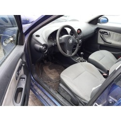 seat ibiza (6l1) del año 2002