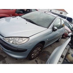 peugeot 206 berlina del año 2004