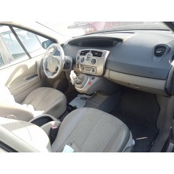 renault scenic ii del año 2006