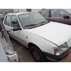 peugeot 205 berlina del año 1997
