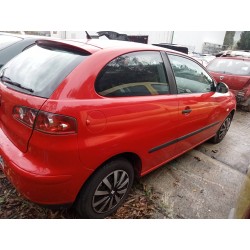 seat ibiza (6l1) del año 2002
