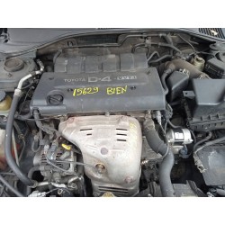 toyota avensis berlina (t 22) del año 2001