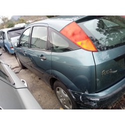 ford focus berlina (cak) del año 2002