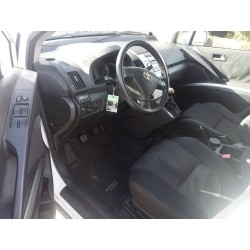 toyota corolla verso (r1) del año 2009
