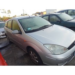 ford focus berlina (cak) del año 2004