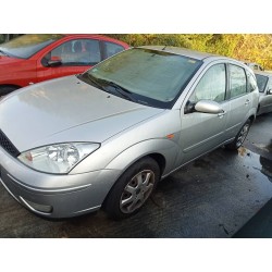 ford focus berlina (cak) del año 2004
