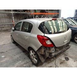 opel corsa d del año 2007